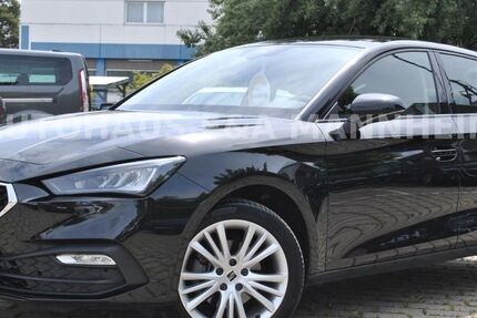 Seat Leon 36.000 km 18.290 &euro; mannheim 68199