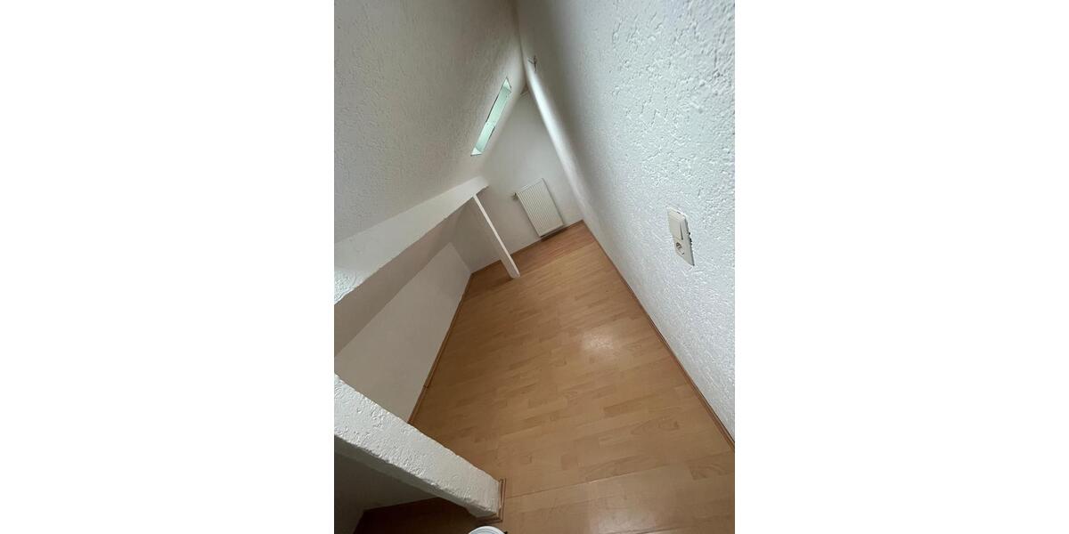 Dachgeschoßwohnung Mannheim Innenstadt - 1 Zimmer, 45 m&sup2;, 700&euro; | Angebot:26291524