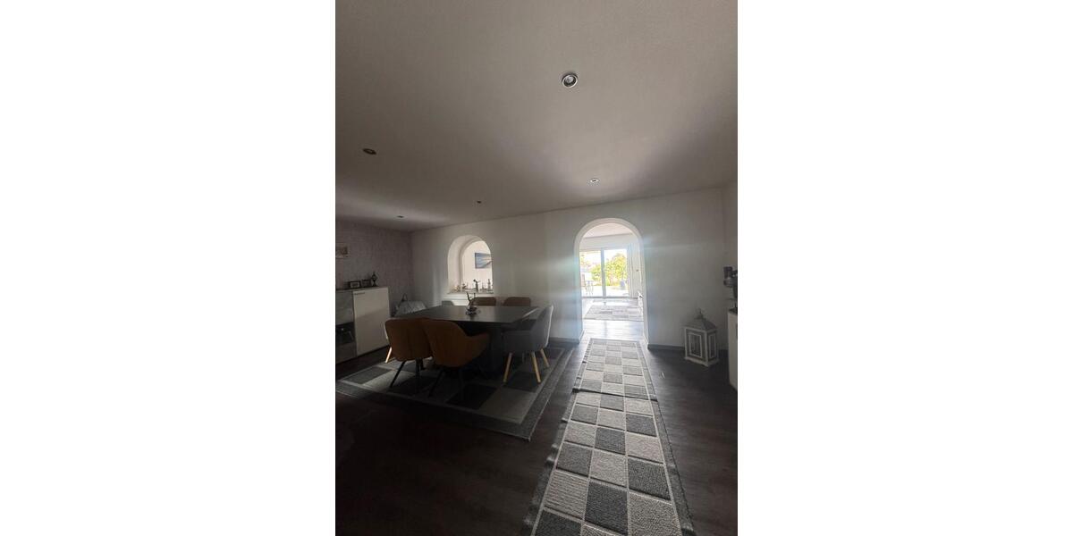 Reihenhaus Worms Vororte Südwest - 5 Zimmer, 130 m&sup2;, 375.000&euro; | Angebot:27287437