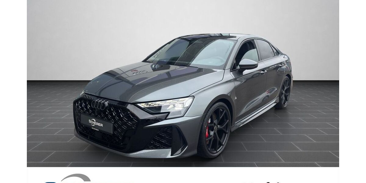 Audi RS3 2.000 km 69.770 &euro; Neustadt a.d. Weinstraße 67433