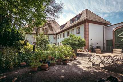Haus Worms Vororte Südwest - 15 Zimmer, 652 m&sup2;, 2.800.000&euro; | Angebot:21493776