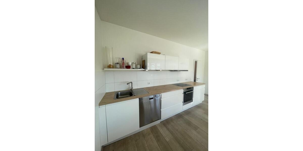 Etagenwohnung Ludwigshafen am Rhein Ludwigshafen-Hemshof - 2 Zimmer, 85 m&sup2;, 1.250&euro; | Angebot:26237346