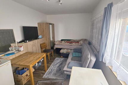 ObjNr:19036 - In 2015 komplett sanierte 3-Zi. ETW in zentraler Lage in NeustadtWeinstraße 3 zimmer