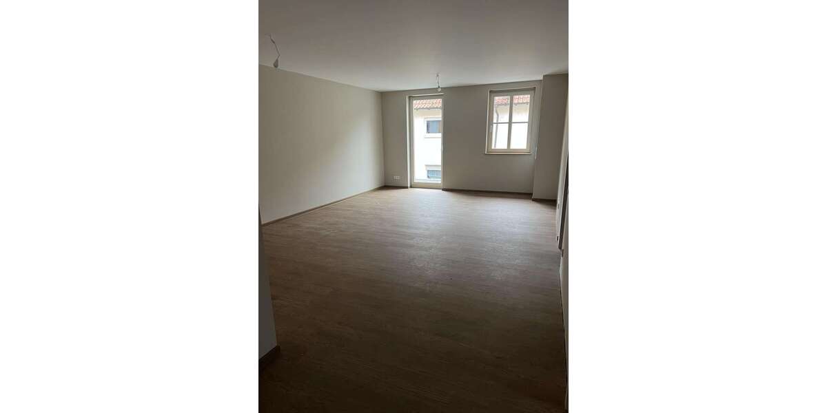 Etagenwohnung Mannheim Hochstätt - 2.5 Zimmer, 77 m&sup2;, 1.050&euro; | Angebot:26856555