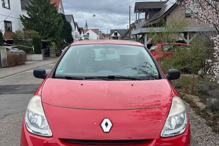 Renault Clio 76.000 km 2.499 &euro; Walldorf 69190