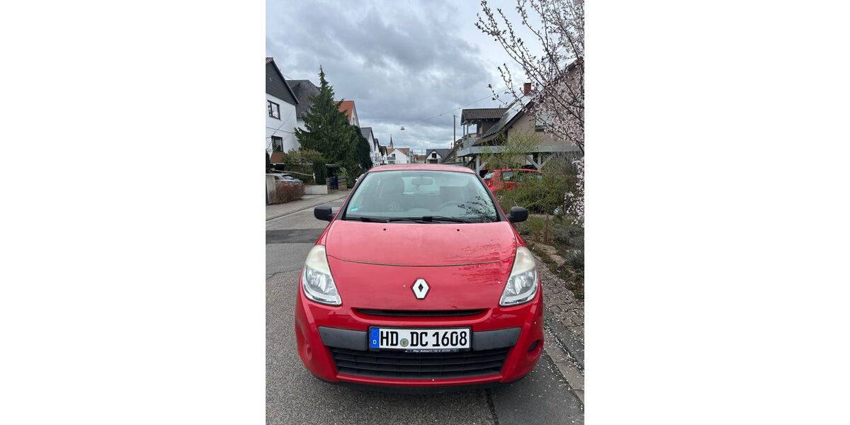 Renault Clio 76.000 km 2.499 &euro; Walldorf 69190