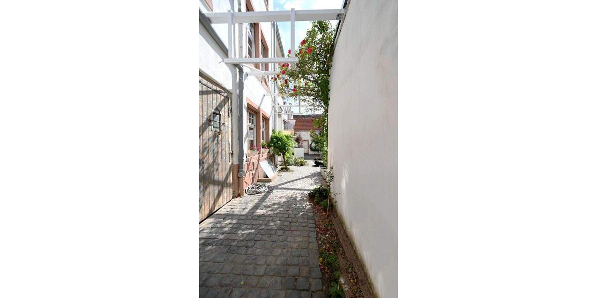 Mehrfamilienhaus, Wohnhaus Worms / Heppenheim an der Wiese Heppenheim - 1 Zimmer, 350 m&sup2;, 790.000&euro; | Angebot:25690599