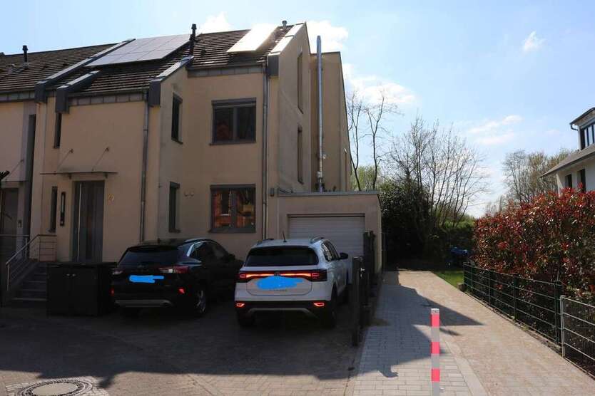Haus zum Kaufen in Reilingen 770.000 € 250 m²