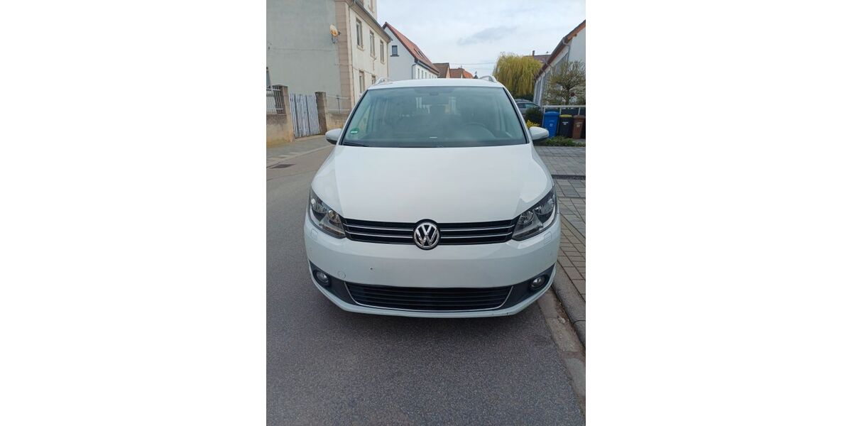 VW Touran 209.000 km 6.000 &euro; Worms 67551