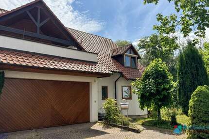 Haus Schifferstadt - 4 Zimmer, 215 m&sup2;, 2.150&euro; | Angebot:26948705