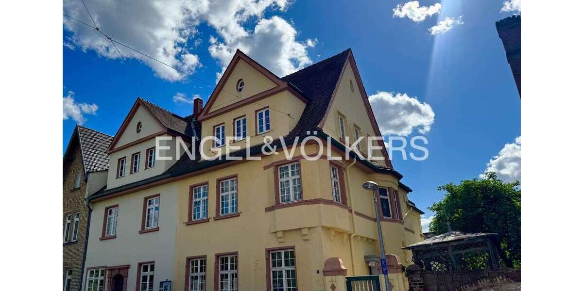 Einfamilienhaus Speyer - 9 Zimmer, 250 m&sup2;, 2.800&euro; | Angebot:24888389
