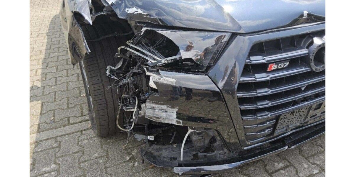 Audi SQ7 158.000 km 28.000 &euro; Ludwigshafen am Rhein 67059