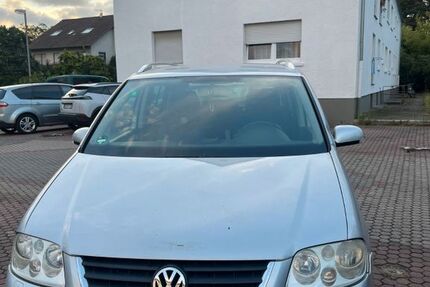 VW Touran 283.424 km 1.700 &euro; Mannheim 68309
