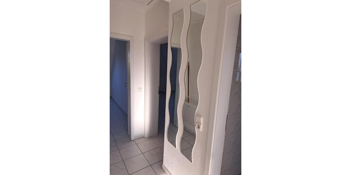 Dachgeschoßwohnung Mannheim Rheinau - 3 Zimmer, 64 m&sup2;, 199.000&euro; | Angebot:19181708