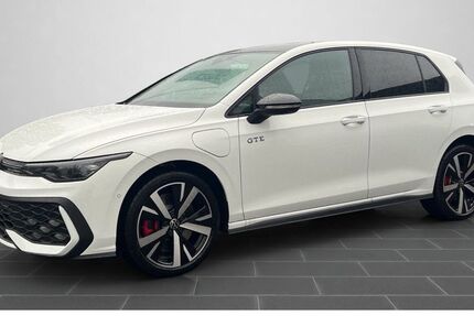 VW Golf 11.900 km 44.490 &euro; Neustadt a.d. Weinstraße 67433