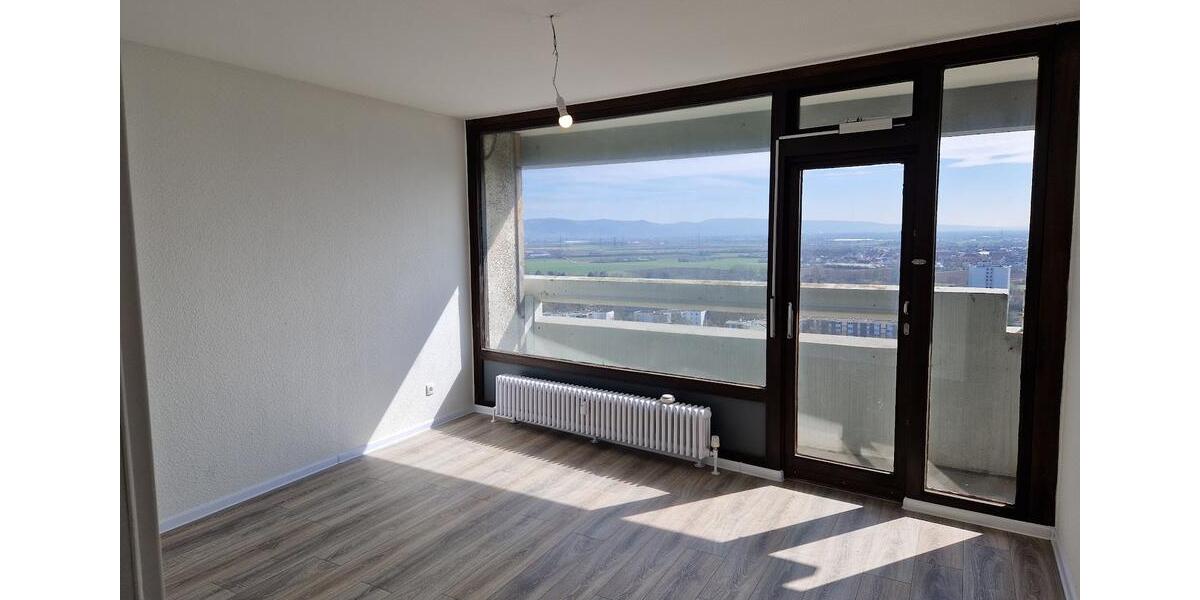 Schöne 4-Zimmer-Wohnung in Vogelstang Zentrum ! 4 zimmer