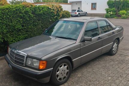 Mercedes 190