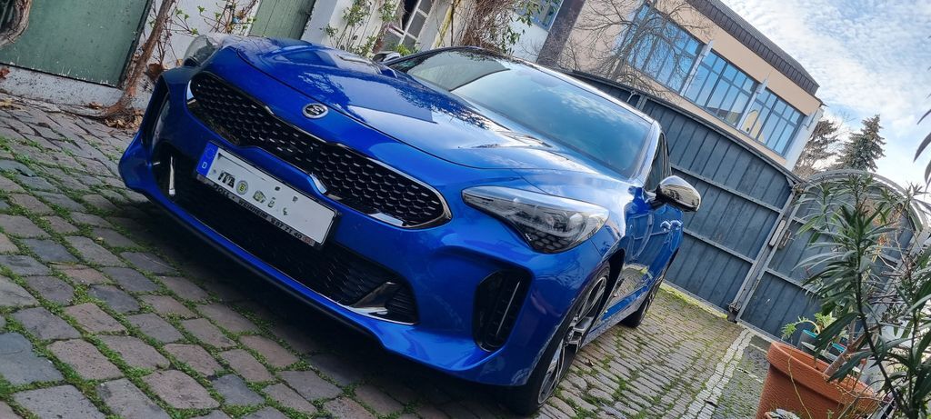Kia Stinger 56.006 km 33.900 € Mannheim 68169
