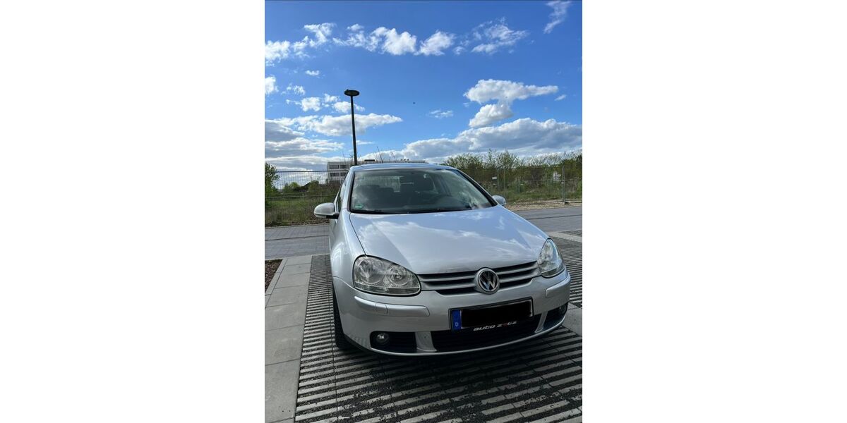 VW Golf 197.118 km 2.499 &euro; Mannheim 68309