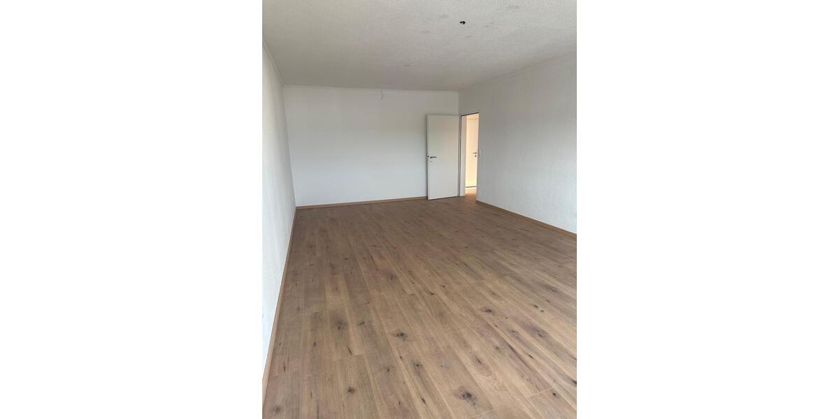 Etagenwohnung Heppenheim (Bergstraße) - 3 Zimmer, 95 m&sup2;, 1.100&euro; | Angebot:26227396