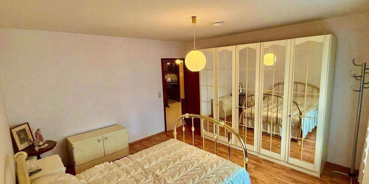 Etagenwohnung Mannheim Wohlgelegen - 4 Zimmer, 104 m&sup2;, 379.000&euro; | Angebot:24823680