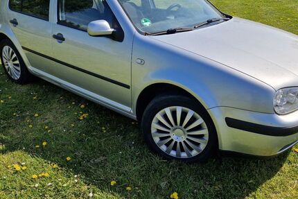 VW Golf 172.248 km 600 &euro; Altrip 67122