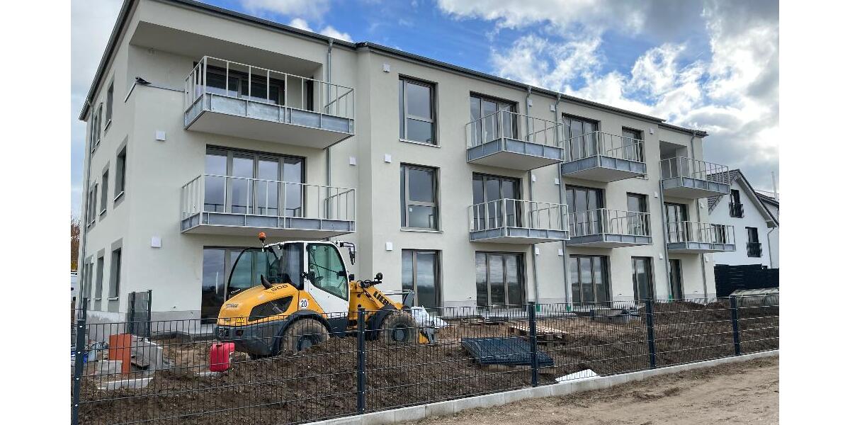 ### Lichtdurchflutete Wohnung - Erstbezug ! ### 2 zimmer