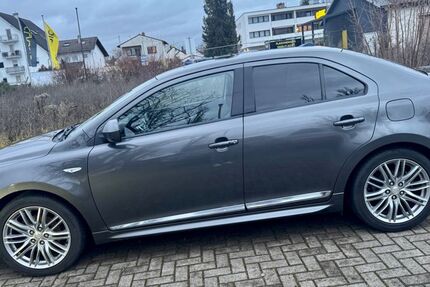 Suzuki Kizashi 198.000 km 5.990 &euro; Worms 67551