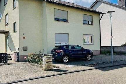 Geräumige OG-Wohnung mit Gartenanteil in ruhiger Lage Kirrlach 3 zimmer