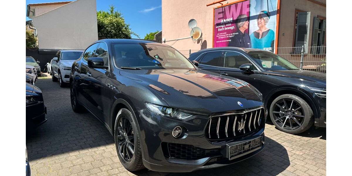 Maserati Levante 68.000 km 36.900 &euro; Worms 67547