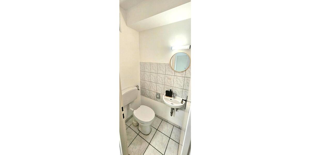 Frisch renovierte 2,5-Zimmer-Wohnung mit Balkon 2.5 zimmer