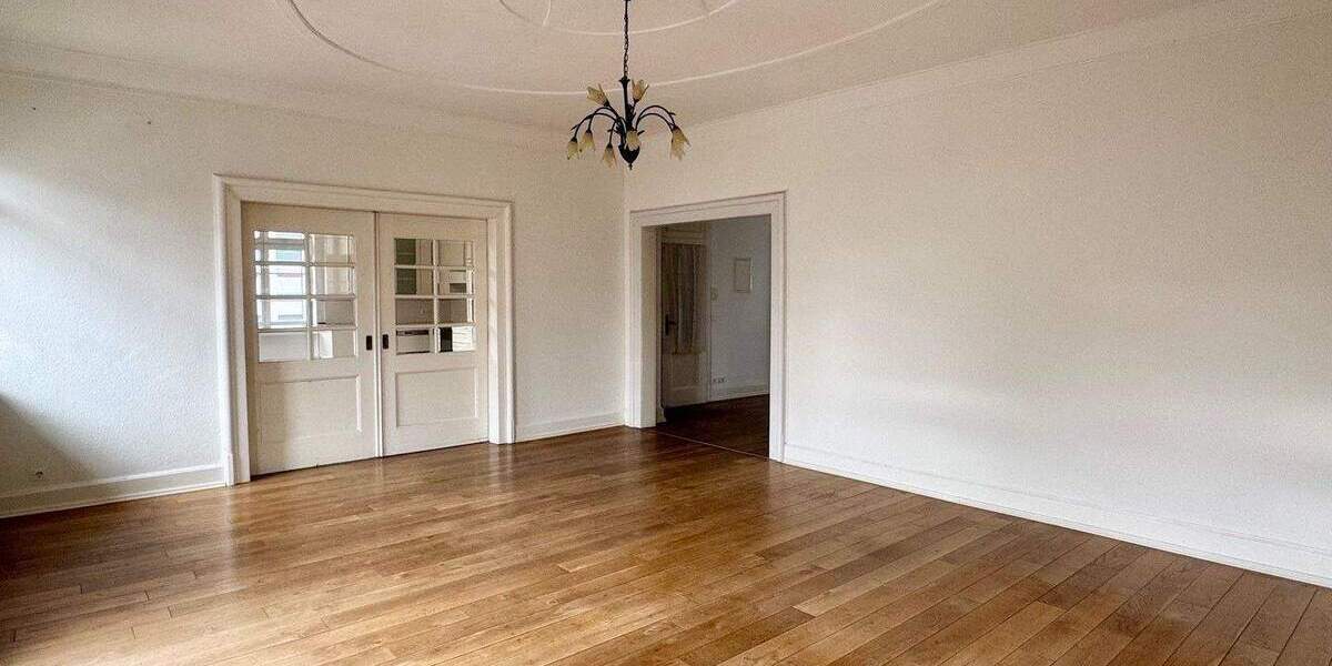 Etagenwohnung Ladenburg - 5 Zimmer, 160 m&sup2;, 2.100&euro; | Angebot:25073346