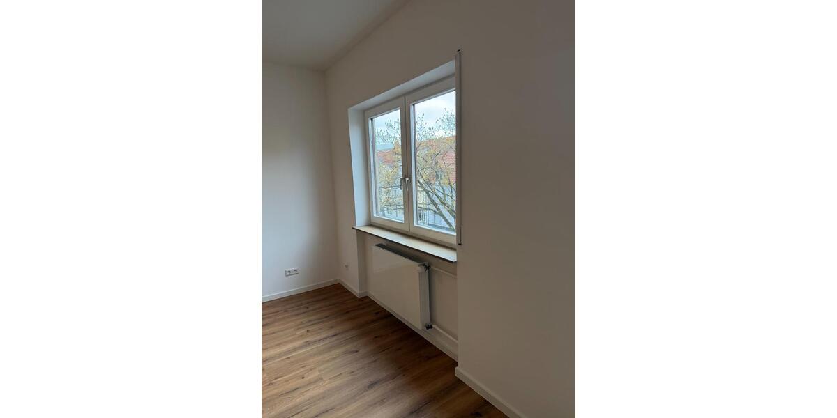 Etagenwohnung Ludwigshafen am Rhein Ludwigshafen-Hemshof - 2 Zimmer, 45 m&sup2;, 165.000&euro; | Angebot:25987136