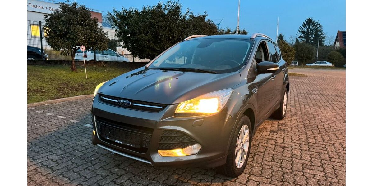 Ford Kuga 179.990 km 5.700 &euro; Worms 67547