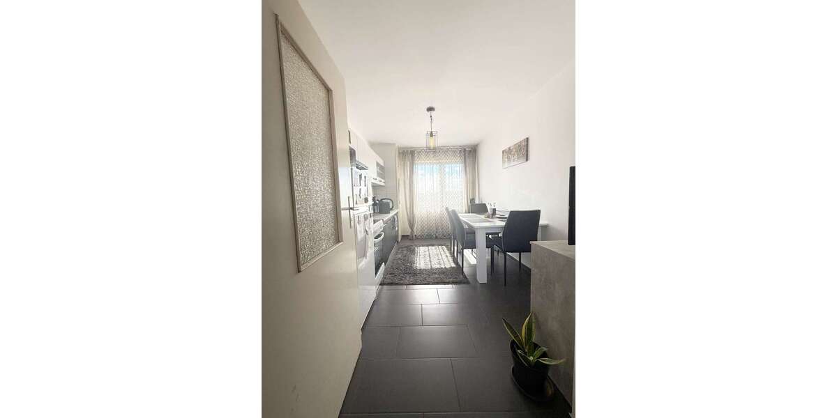 Bezugsfreie 2 ZKB mit Balkon in verkehrsgünstiger Lage Großteils modernisiert Fernwärme Heizung - Etagenwohnung Heidelberg Bahnstadt | Angebot:24524872