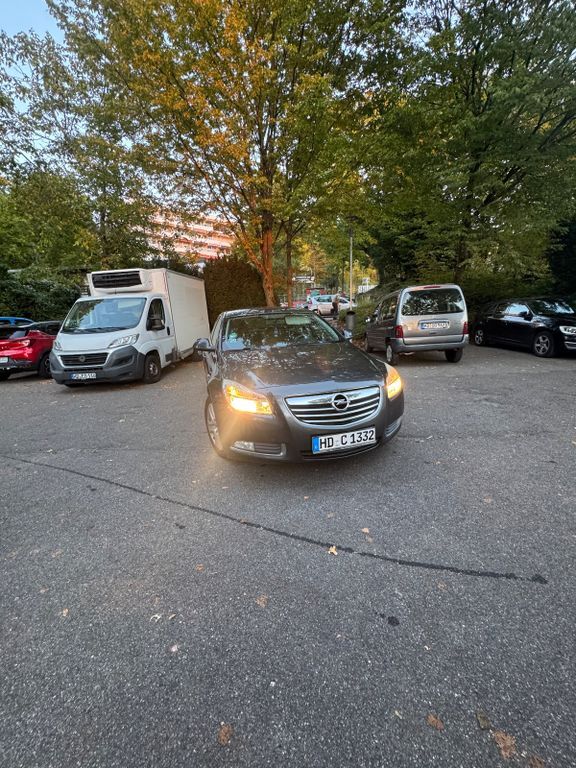 Opel Insignia 169.200 km 3.500 € Heidelberg 69126