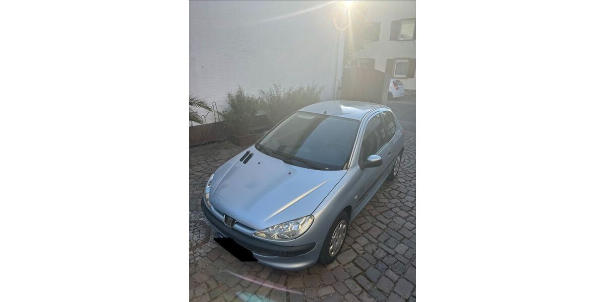 Peugeot 206 111.374 km 1.900 &euro; Römerberg 67354