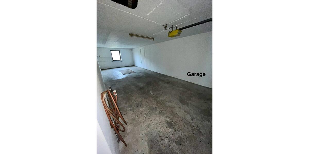 Erdgeschoßwohnung Fürth - 4 Zimmer, 140 m&sup2;, 1.260&euro; | Angebot:25934578