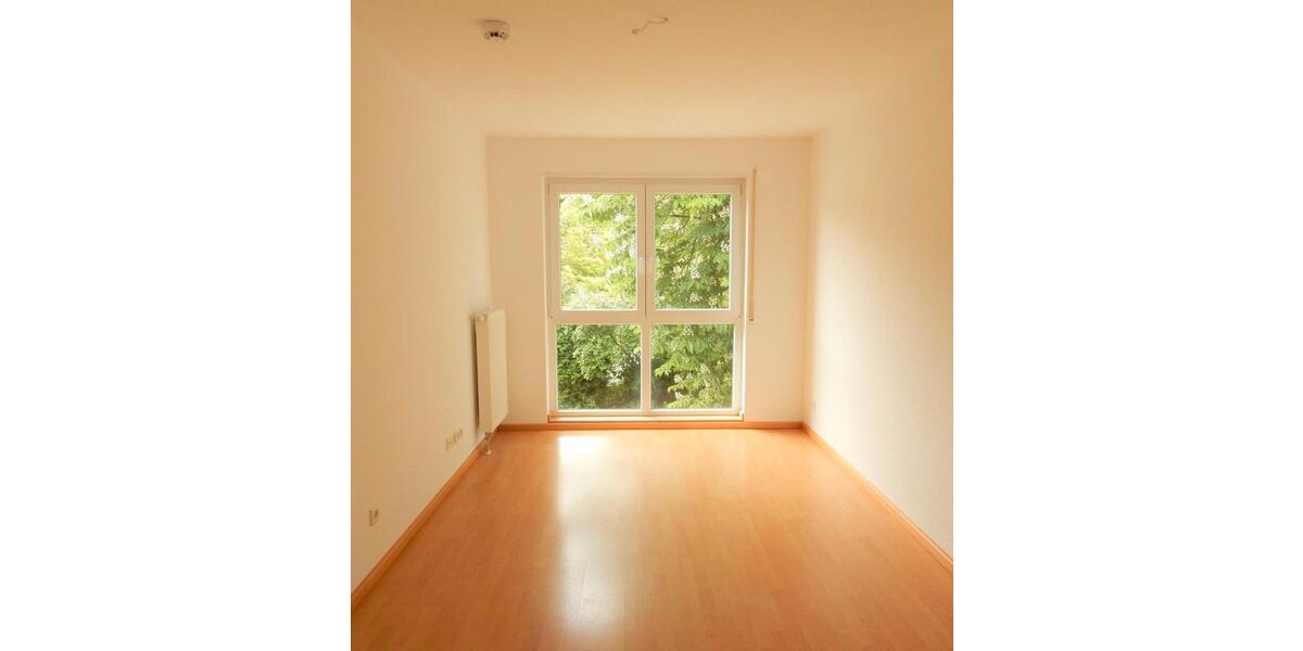 Doppelhaushälfte Schwetzingen - 7 Zimmer, 180 m&sup2;, 1.800&euro; | Angebot:26241969