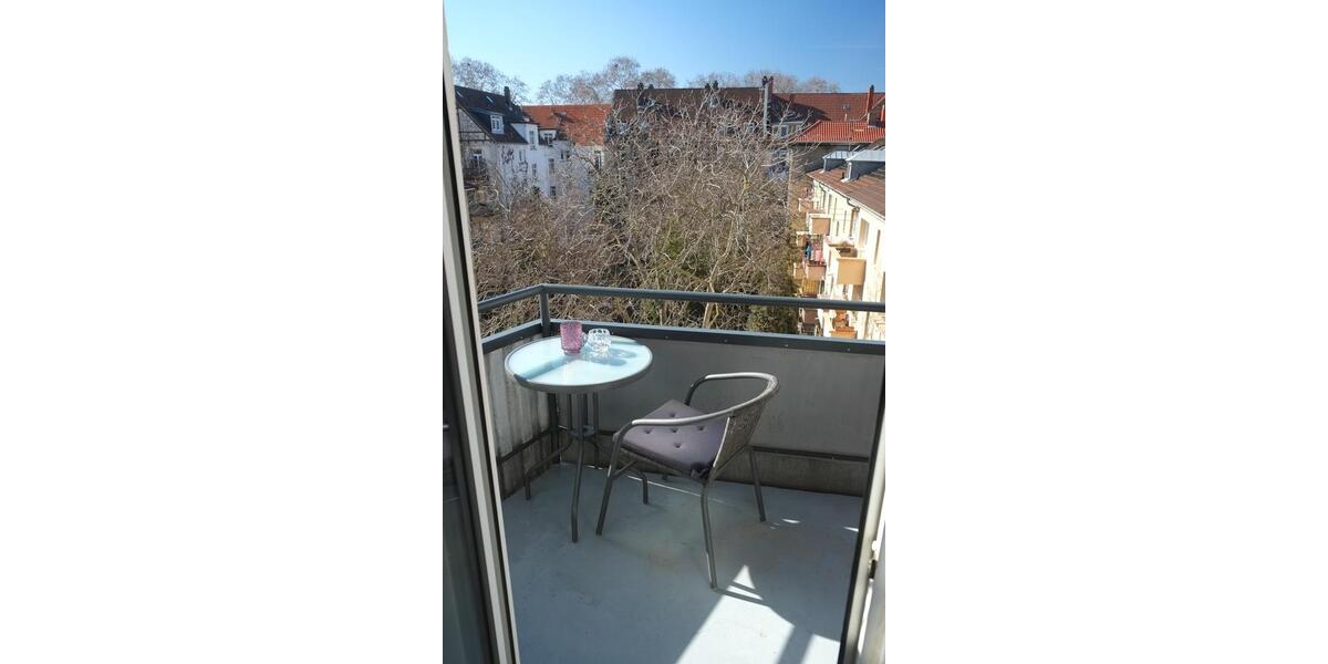 Sehr schöne, helle, gepflegte 2 Zi-Whg. mit EBK und Balkon zum 01.03.2026 zu vermieten 2 zimmer