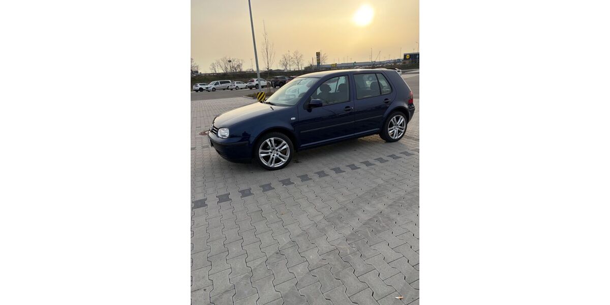 VW Golf 213.000 km 2.199 &euro; Worms 67547