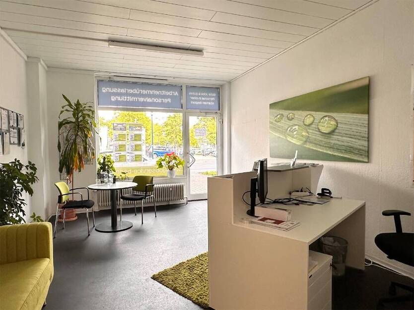 Relaisstraße: Ladenbüro in super Einkaufslage!
