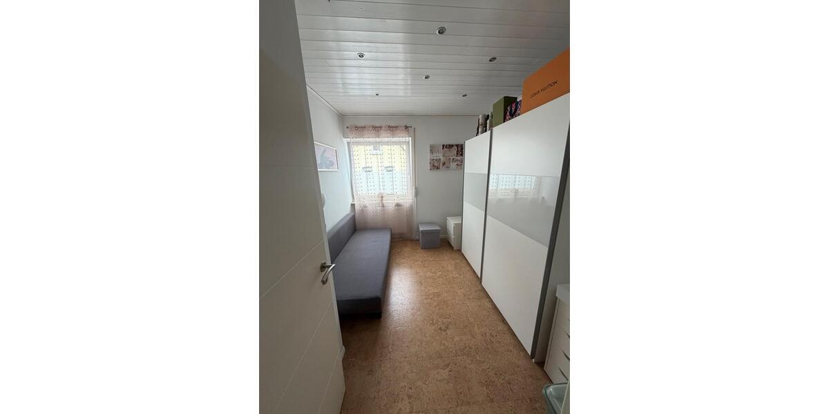 Erdgeschoßwohnung Altrip - 4 Zimmer, 90 m&sup2;, 299.000&euro; | Angebot:27042567