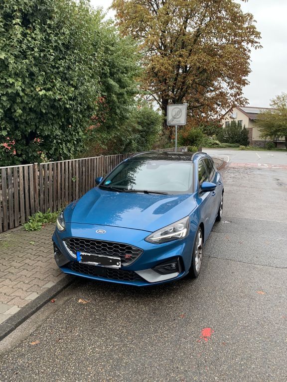 Ford Focus 36.000 km 25.499 € Lorsch 64653