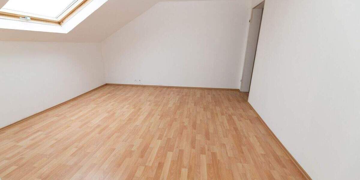 Doppelhaushälfte Brühl - 7 Zimmer, 228 m&sup2;, 550.000&euro; | Angebot:25141859