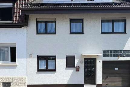 Haus zum Kaufen in Schwetzingen 749.000 € 248.09 m² 7 zimmer