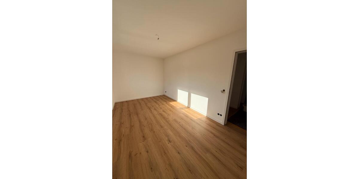 Etagenwohnung Ketsch - 3 Zimmer, 89 m&sup2;, 1.250&euro; | Angebot:25961923