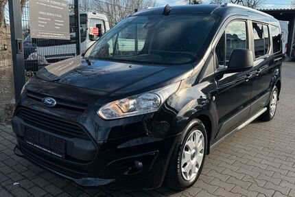 Ford Grand Tourneo