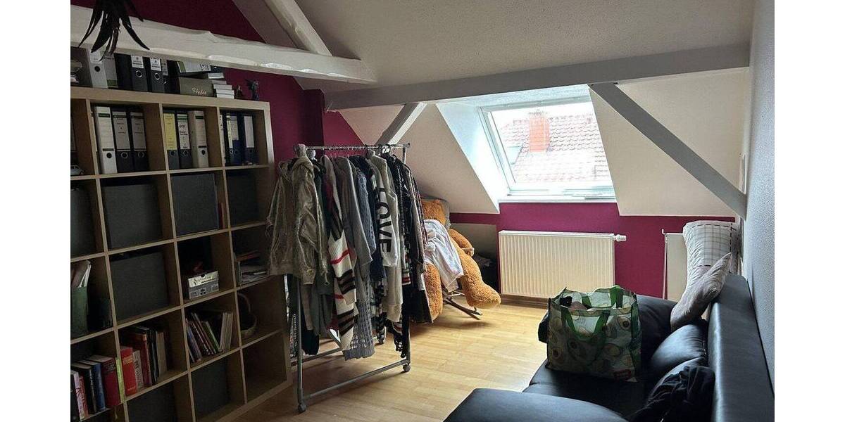 Etagenwohnung Brühl - 5 Zimmer, 140 m&sup2;, 1.450&euro; | Angebot:26857705