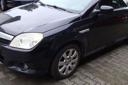 Opel Tigra 187.200 km 1.499 &euro; Lorsch 64653